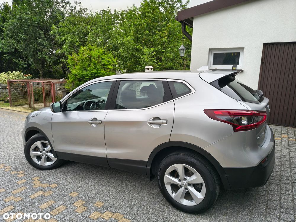 Nissan Qashqai - 11