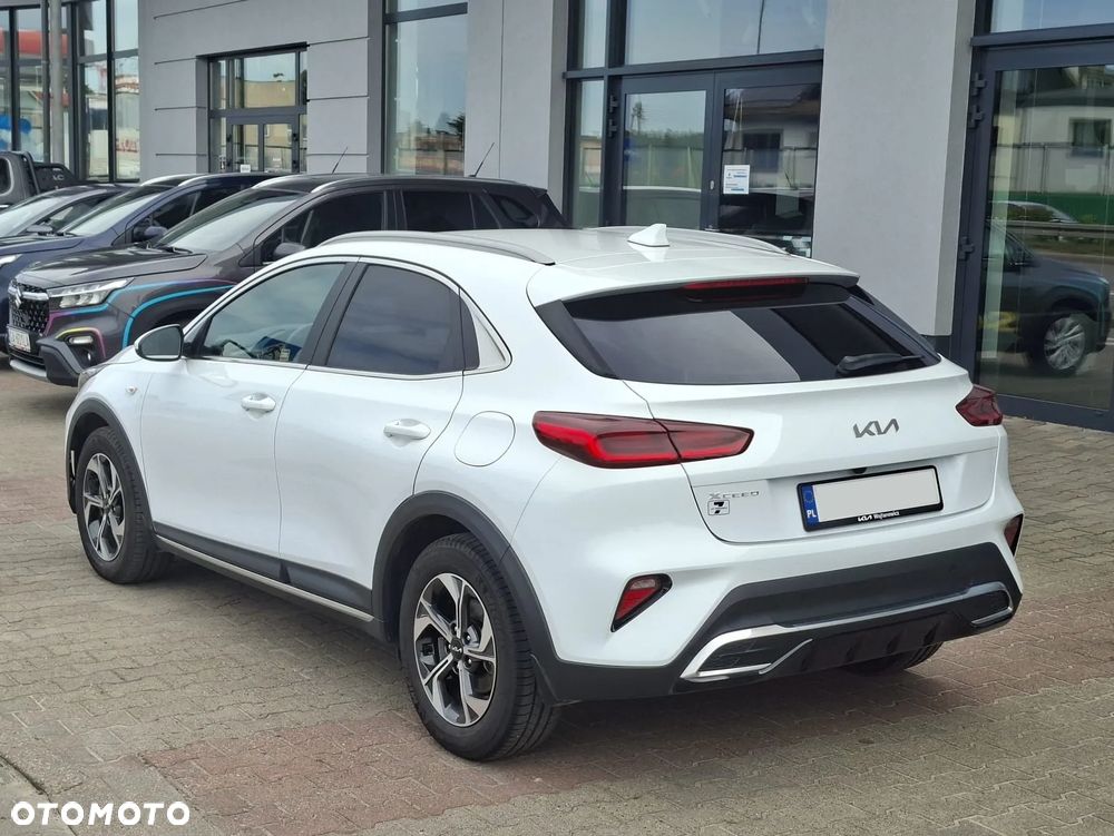 Kia XCeed 1.5 T-GDI M DCT - 4