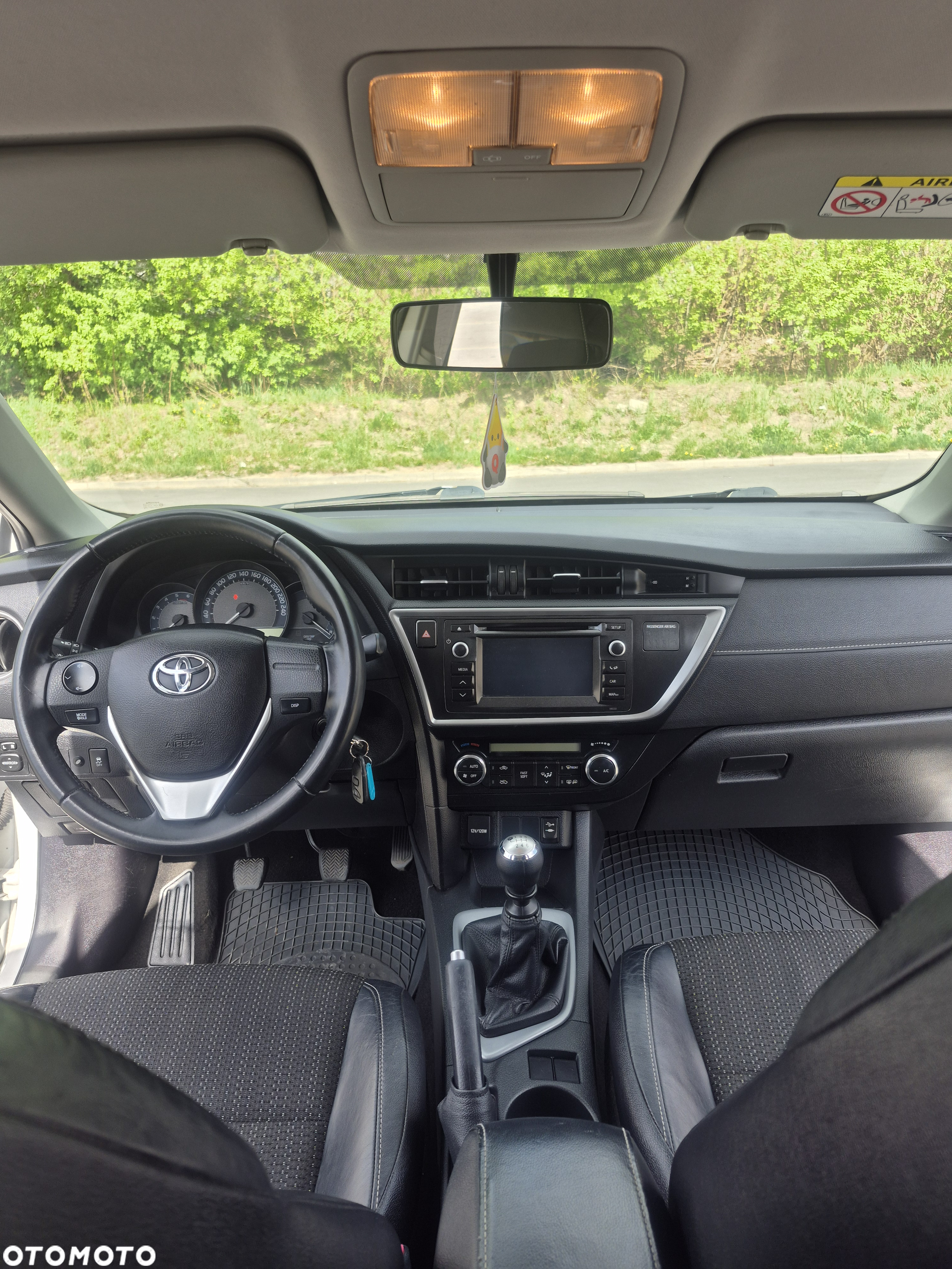 Toyota Auris 1.4 D-4D Premium - 19