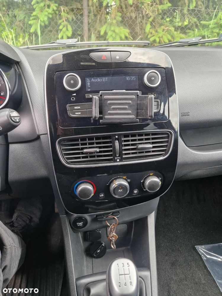 Renault Clio 1.2 16V Alize - 11