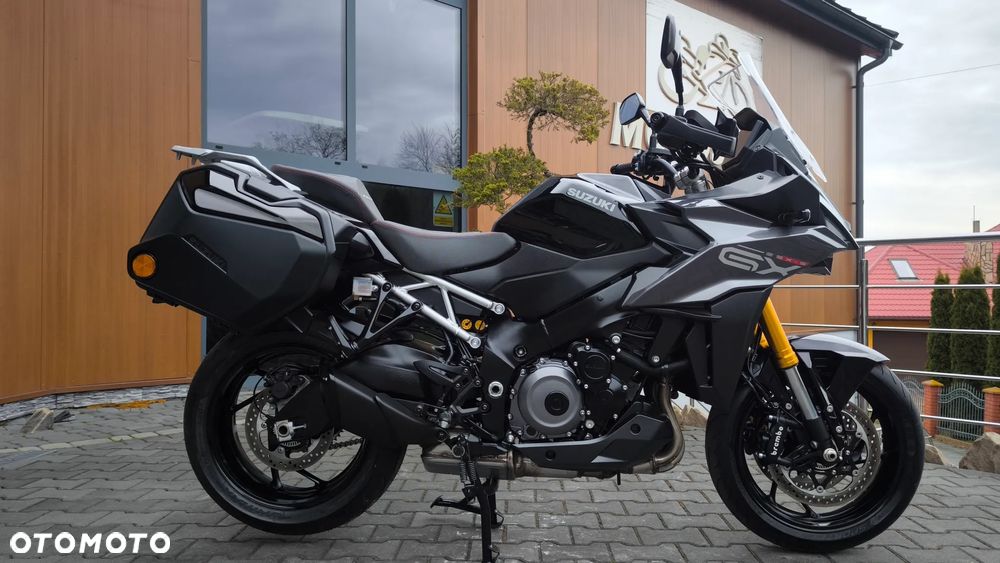 Suzuki GSX 1000 - 1