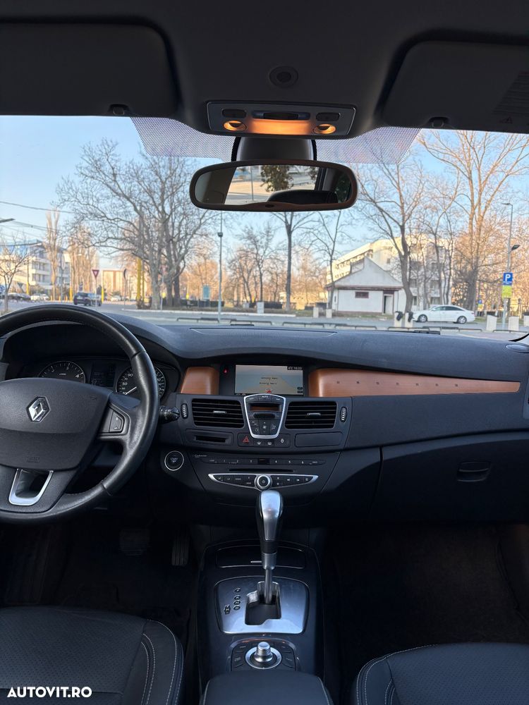 Renault Laguna 2.0 dCi FAP Aut. Initiale - 6