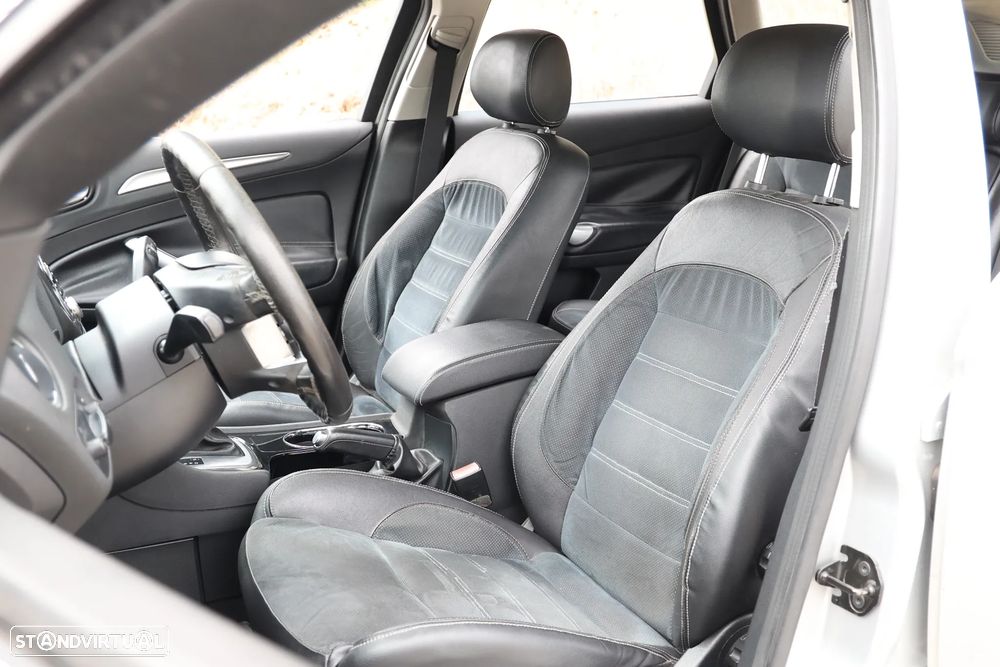 Ford Mondeo SW - 14