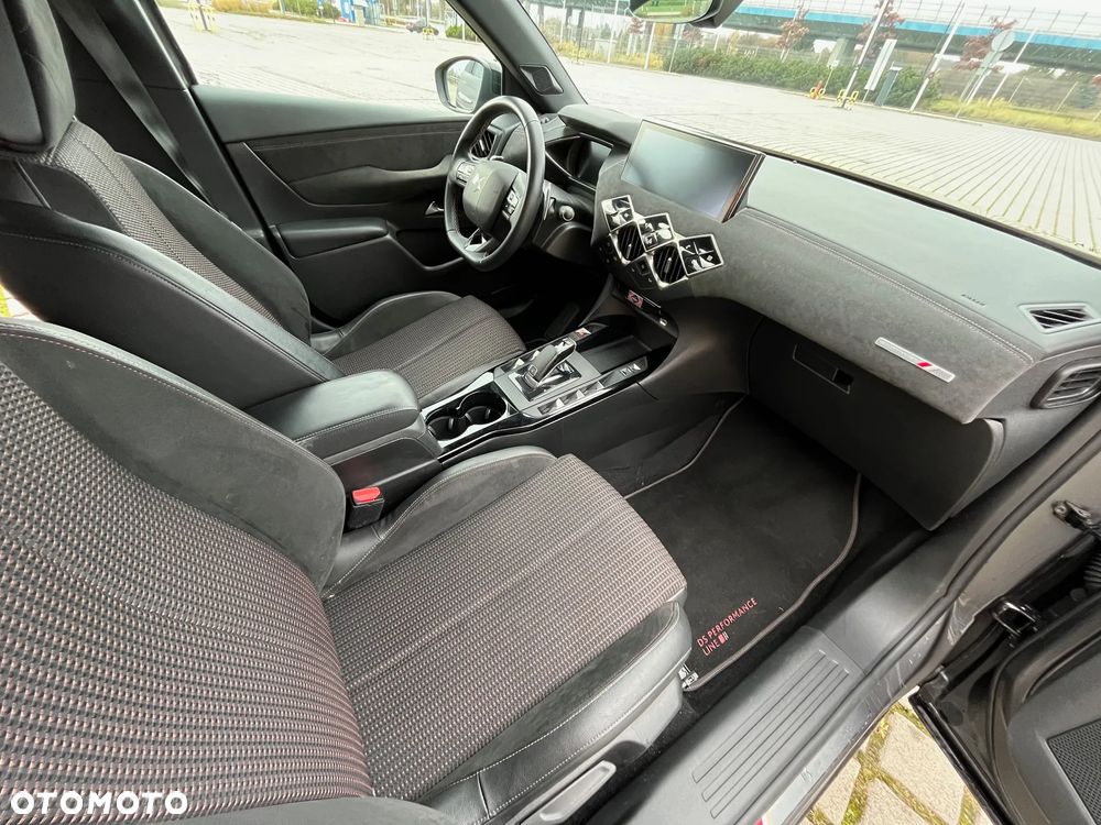 DS Automobiles DS 3 Crossback 1.2 PureTech Performance Line + - 13