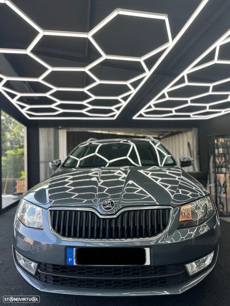 Skoda Octavia Break 1.6 TDi Style DSG - 2