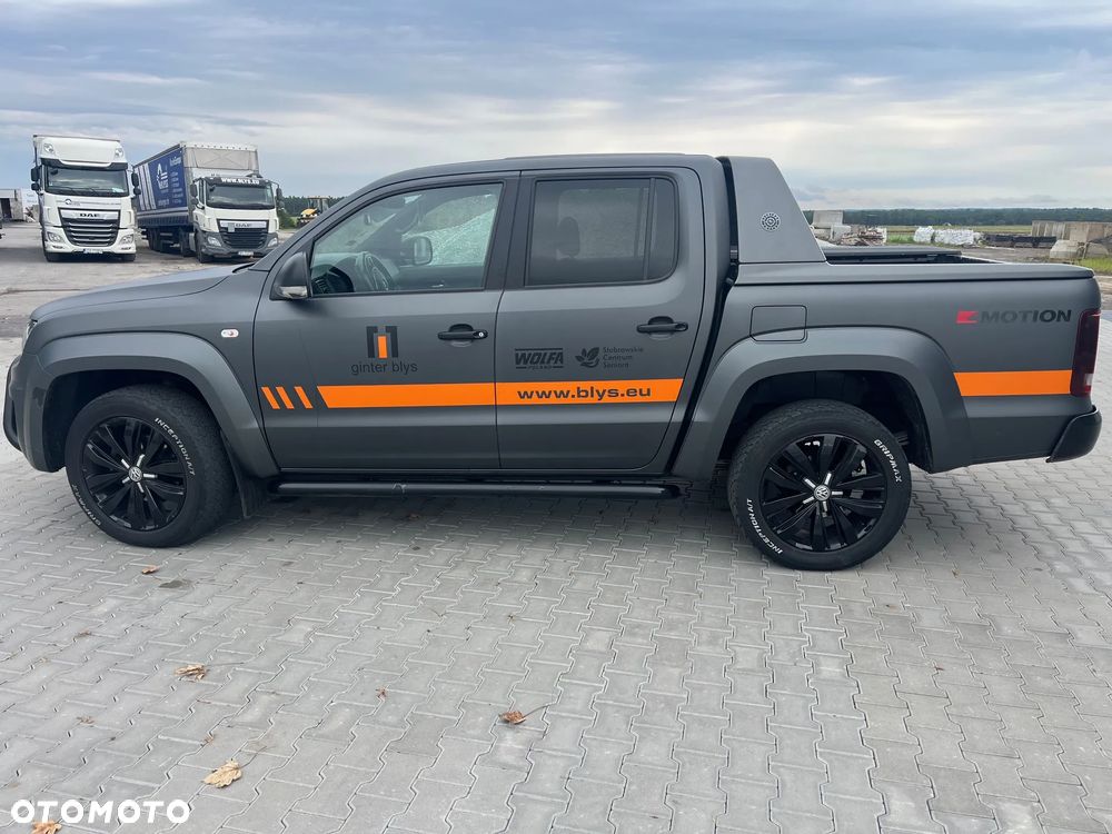 Volkswagen Amarok 3.0 V6 TDI 4Mot Aventura - 4