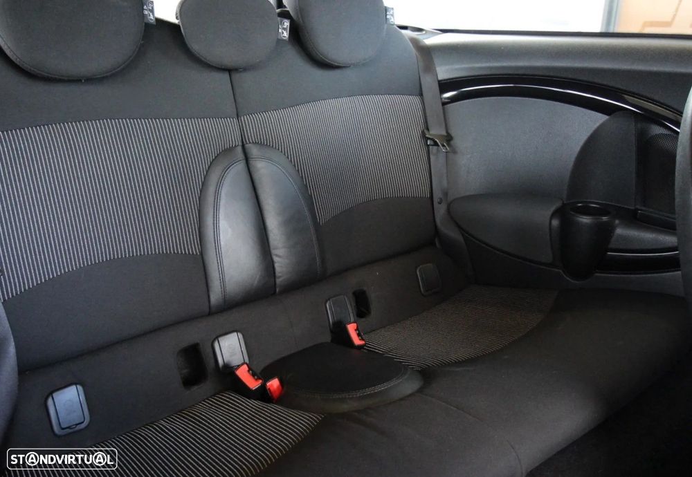 MINI Clubman Cooper D - 21