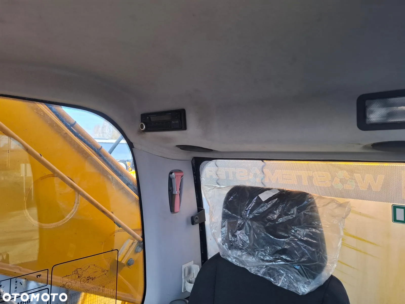 JCB JS 200W - 14