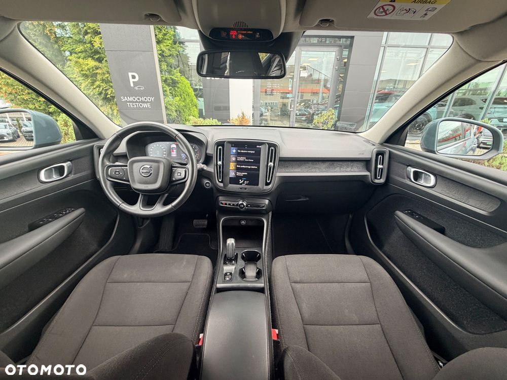 Volvo XC 40 T3 Momentum Core - 17