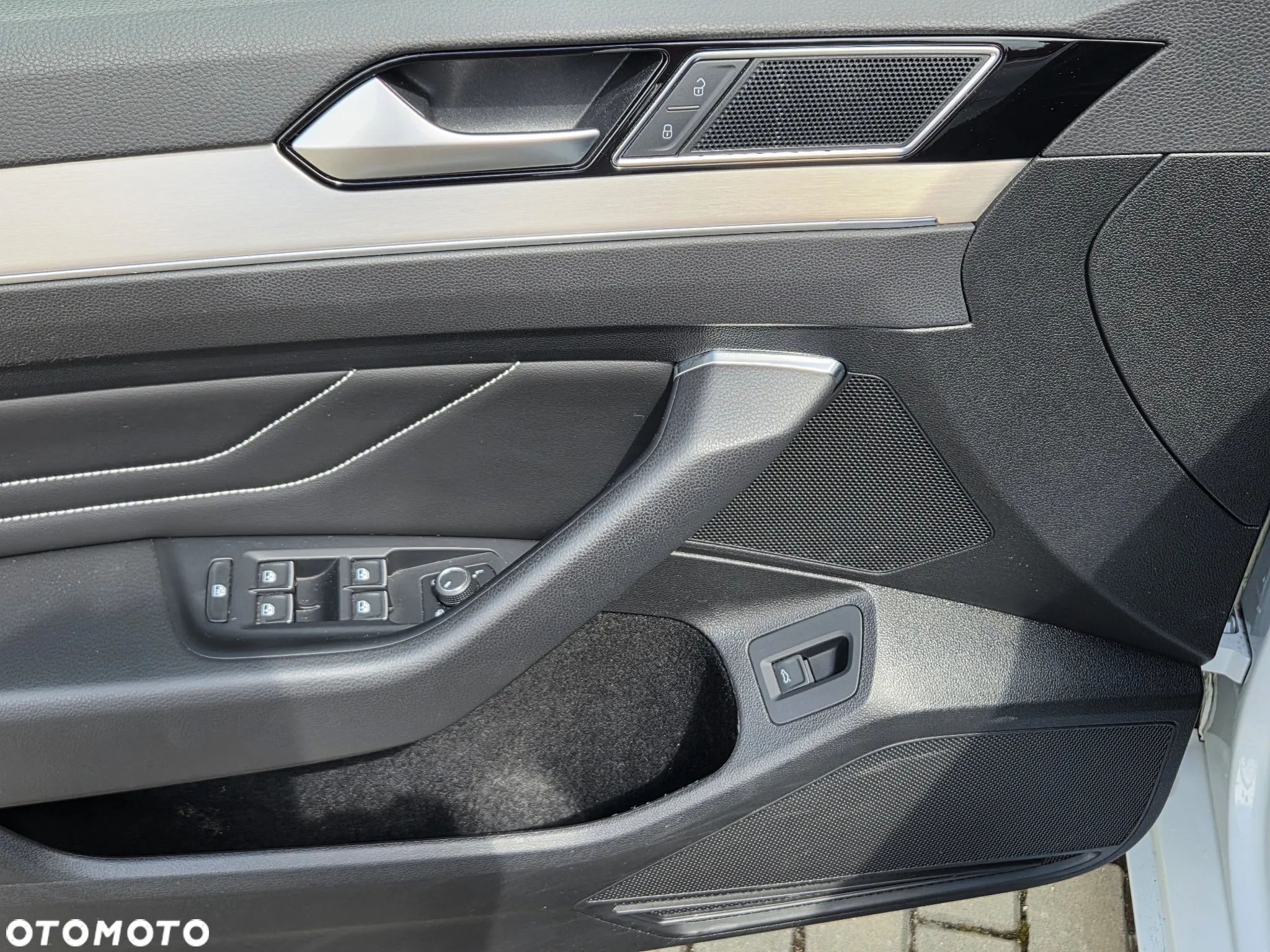 Volkswagen Passat 1.5 TSI EVO Elegance DSG - 21