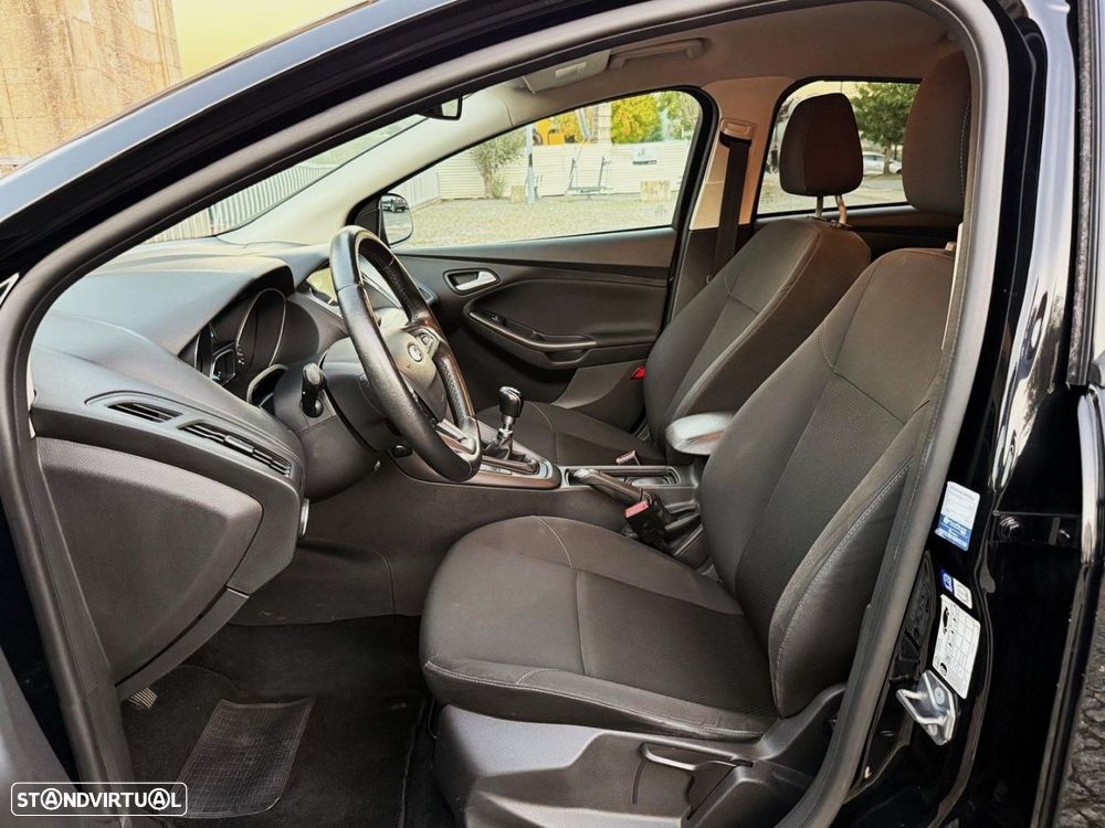 Ford Focus 1.5 TDCi EcoBlue Titanium - 12