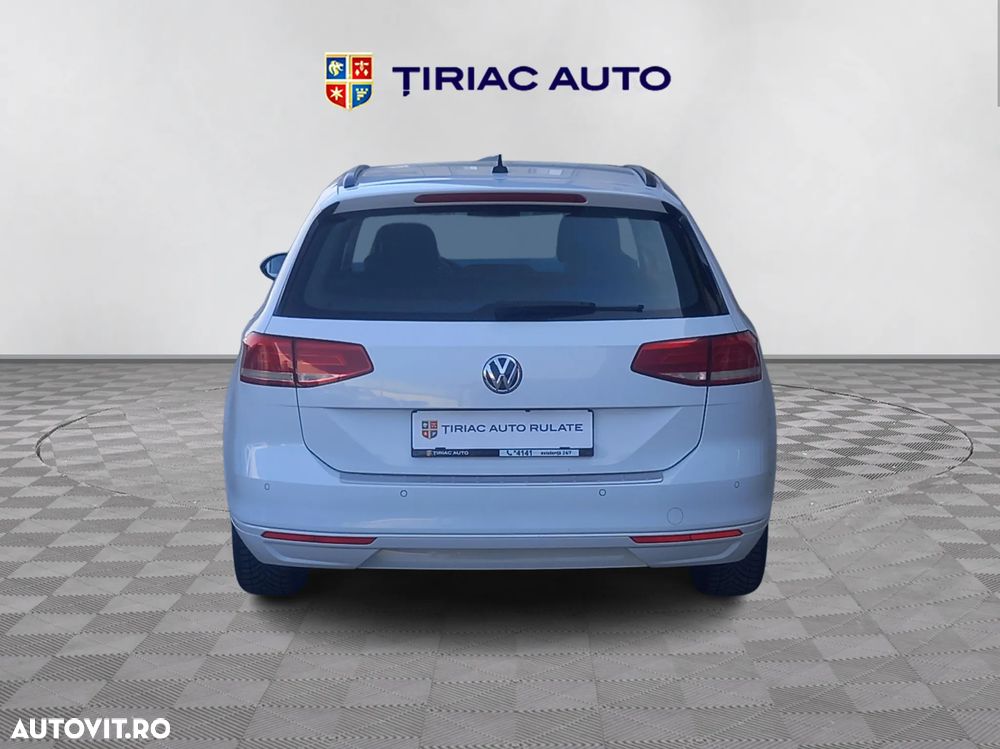 Volkswagen Passat 2.0 TDI SCR DSG Comfortline - 4