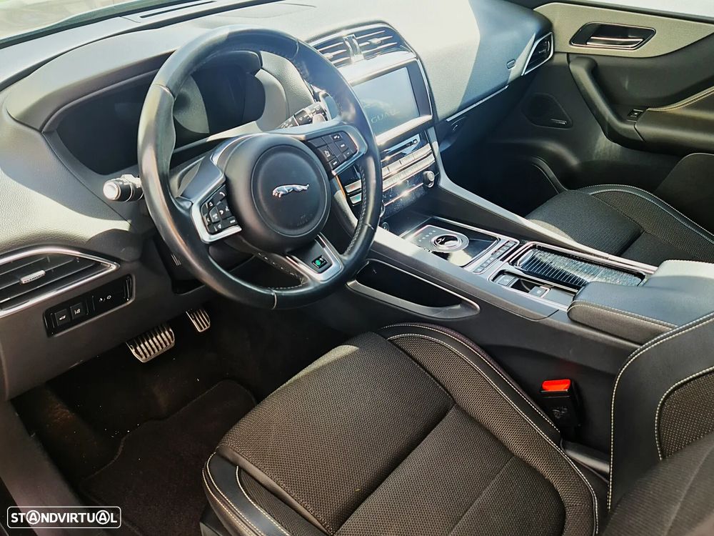 Jaguar F-Pace 20d AWD Aut. R-Sport - 8