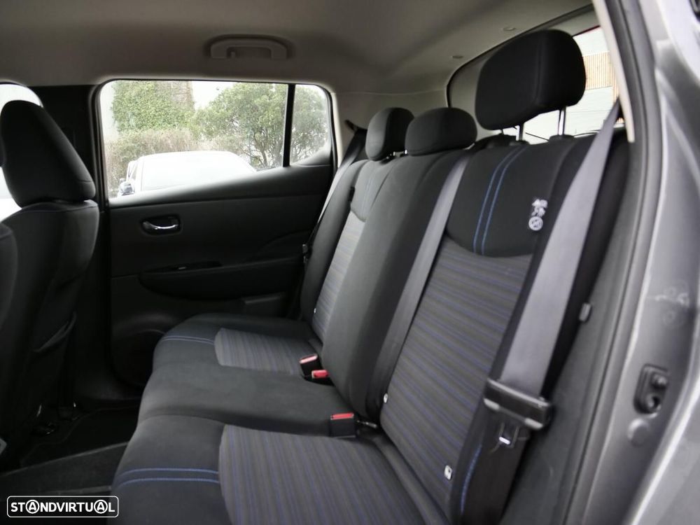 Nissan Leaf Acenta - 25