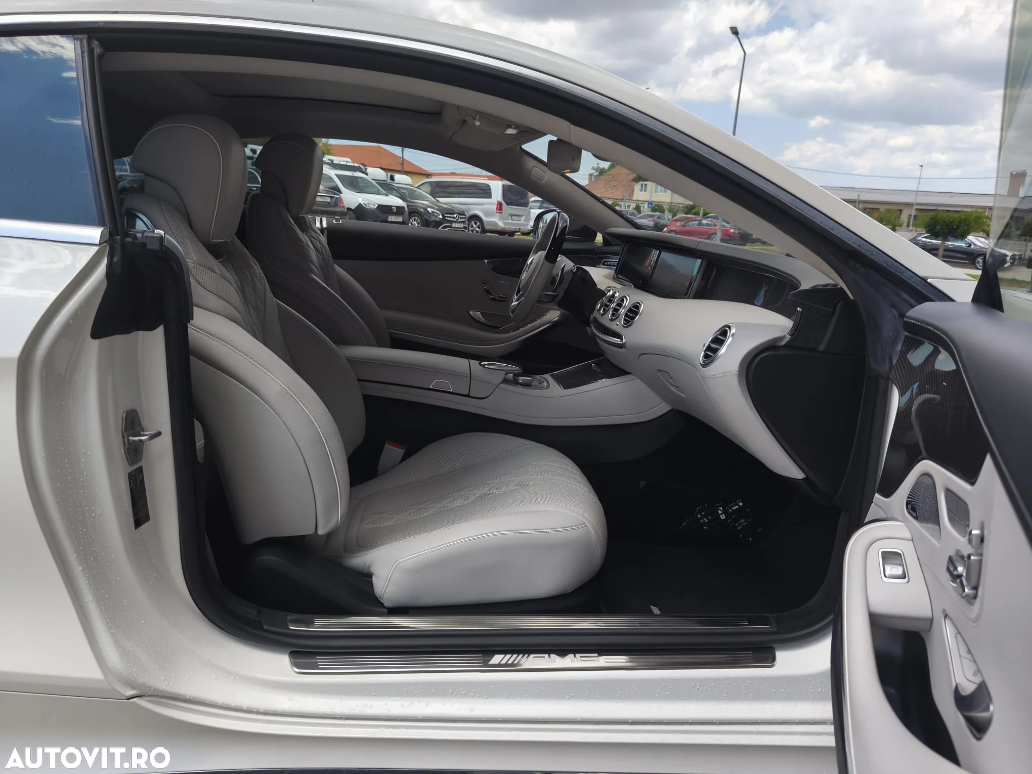 Mercedes-Benz S 500 4MATIC Coupe Aut - 11