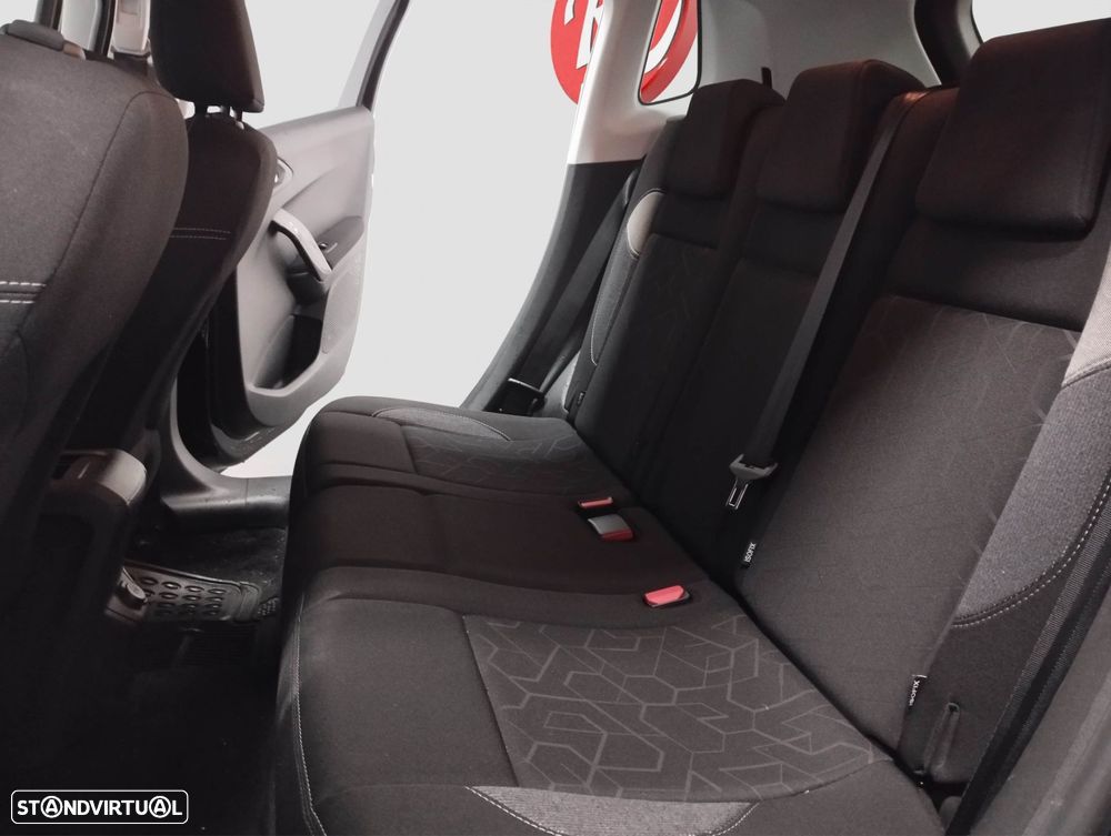 Peugeot 2008 1.2 VTi Access - 7