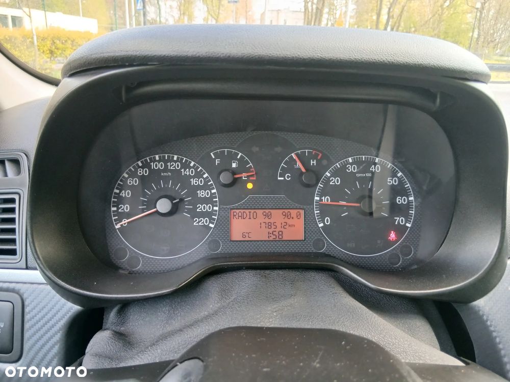 Fiat Grande Punto 1.2 8V Active - 11