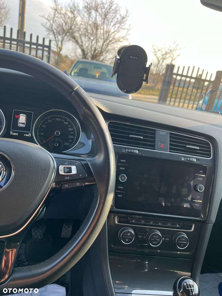 Volkswagen Golf 1.6 TDI BMT Comfortline - 11
