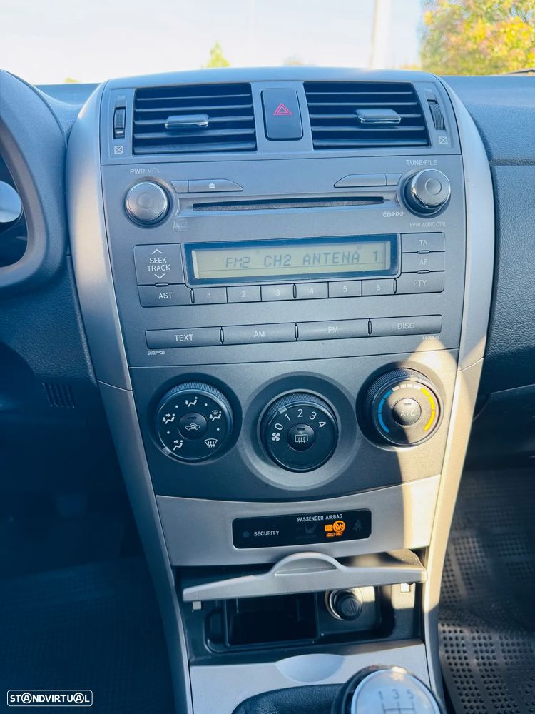 Toyota Corolla 1.4 D-4D Premium Pack - 9