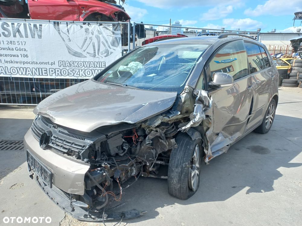 VW GOLF + 1.6 TDI o oznaczeniu CAY ze skrzynią automatyczną - 2