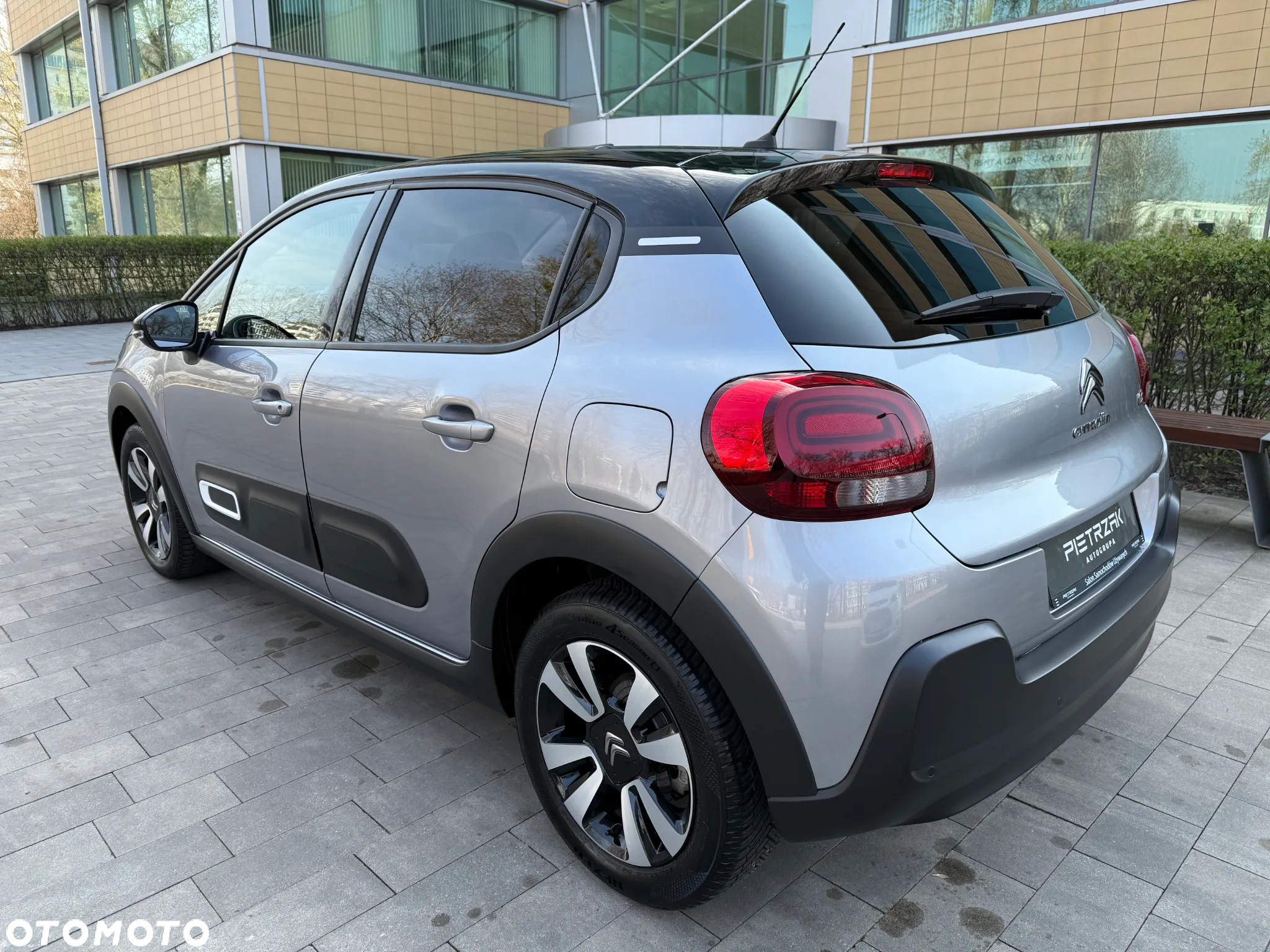 Citroën C3 1.2 PureTech Max EAT6 - 9