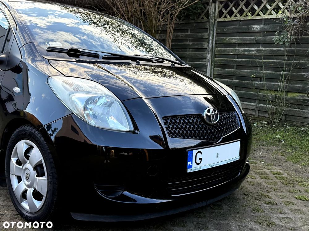 Toyota Yaris 1.3 Edition S - 10