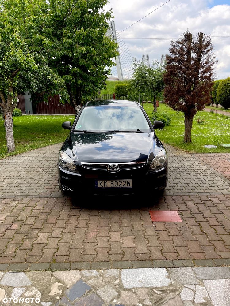 Hyundai i30 1.4 Classic + - 18