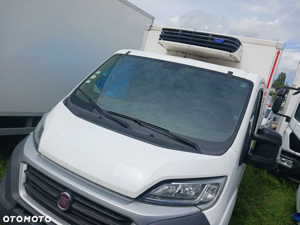 Iveco Daily 35S12 2016r 289 tyś km Chłodnia Mroźnia Izoterma Agregat  Zasilanie 230V - 1