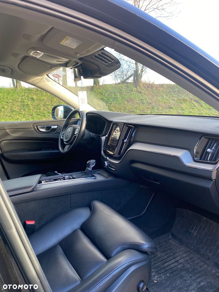 Volvo XC 60 D5 SCR AWD Inscription - 17