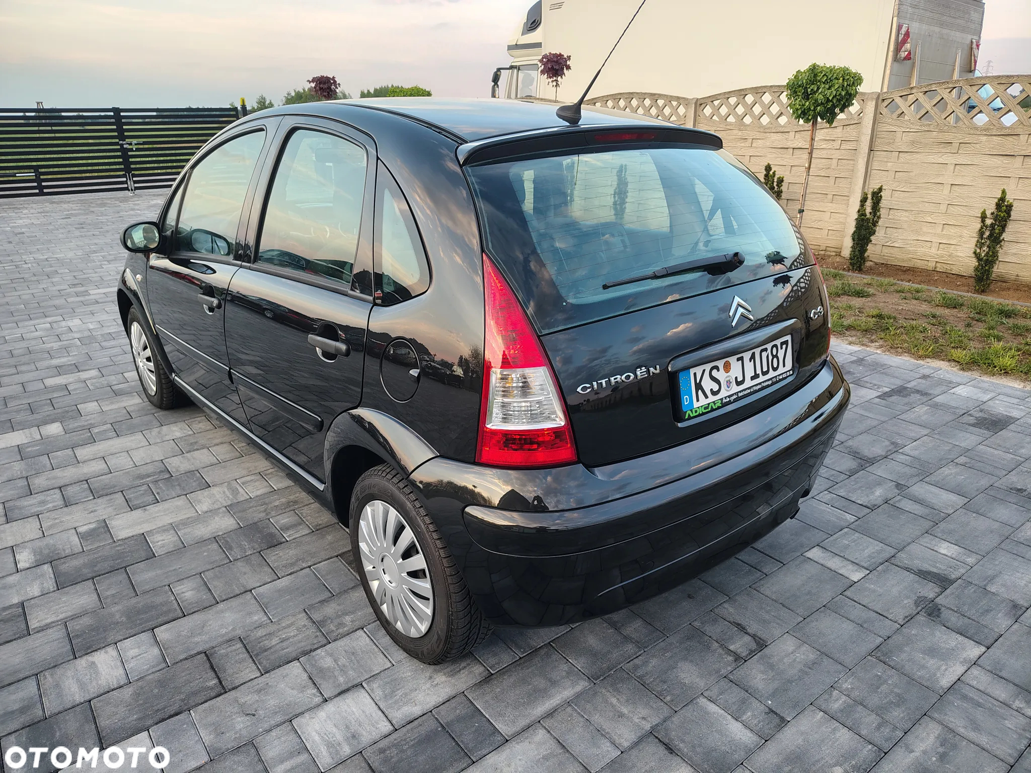 Citroën C3 1.4 HDi Attraction - 4