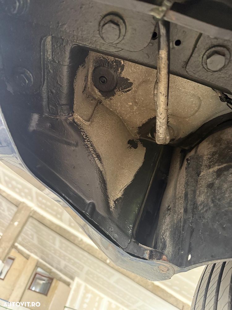 Suzuki Grand Vitara 1.9 DDiS Club DPF - 10