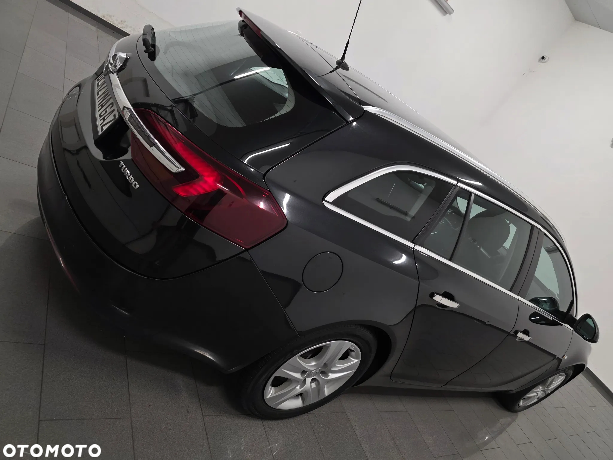 Opel Insignia 1.6 Turbo Sports Tourer - 33