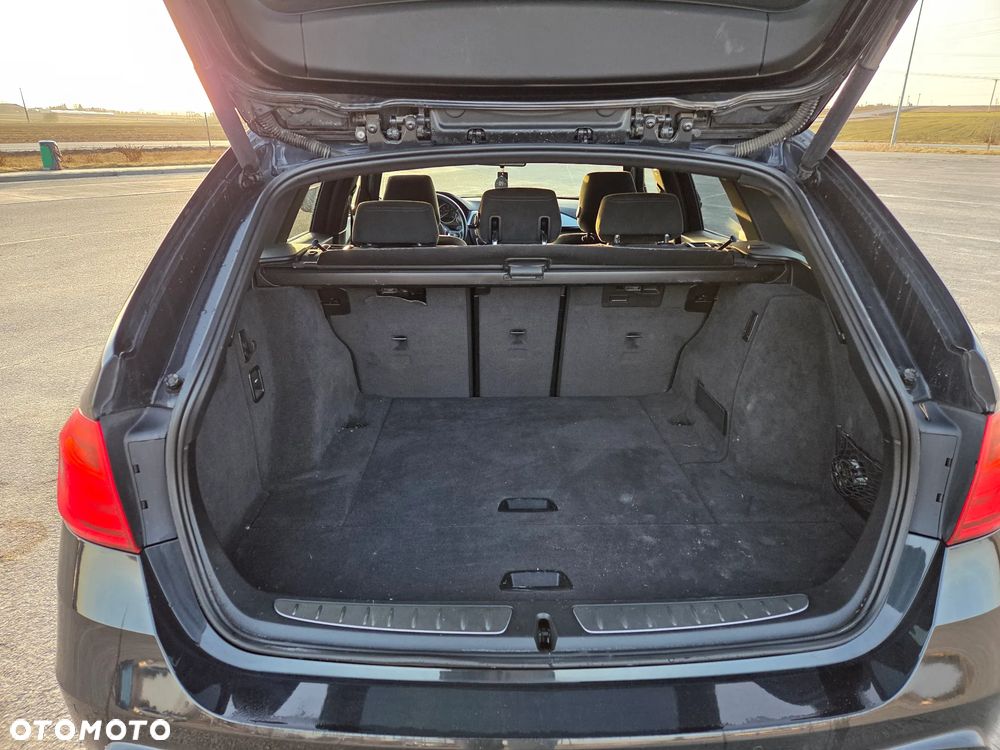 BMW Seria 3 318d - 10