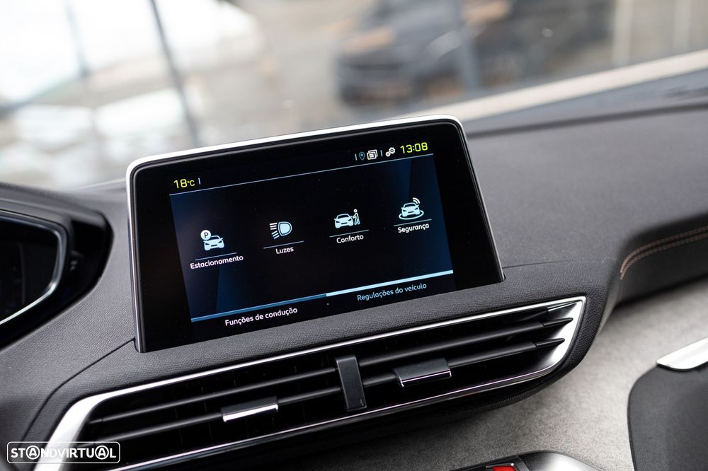 Peugeot 3008 1.6 Hybrid4 GT Pack e-EAT8 - 57