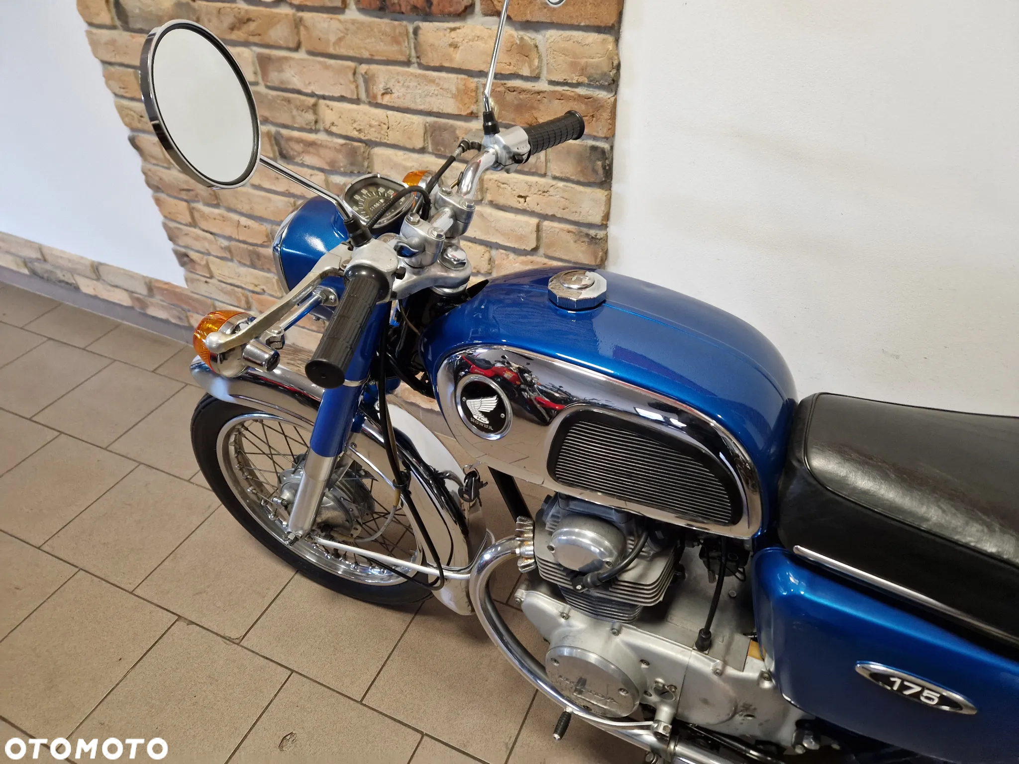 Honda CB - 15