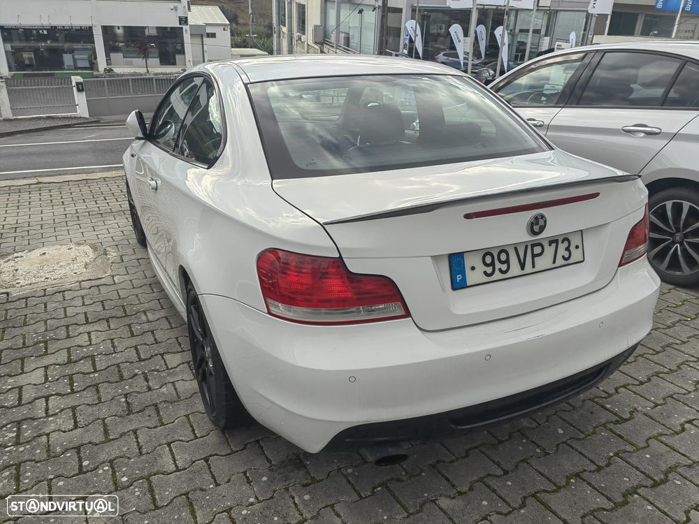 BMW 118 d Coupe Edition Exclusive - 4
