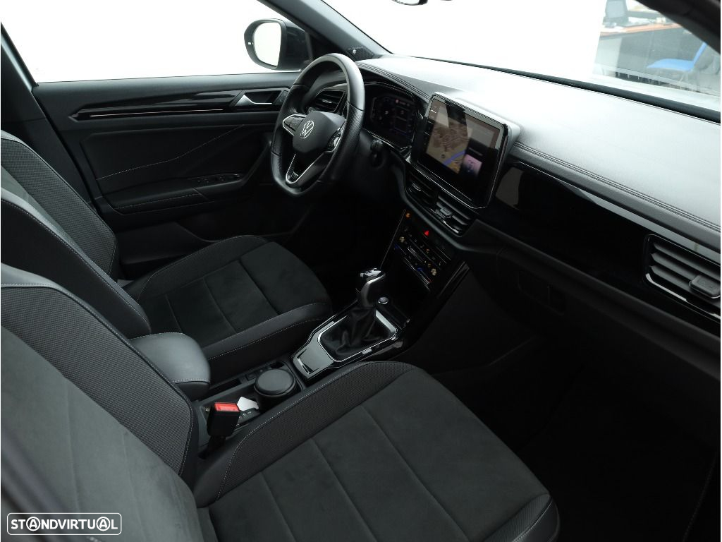 VW T-Roc 1.5 TSI R-Line DSG - 37
