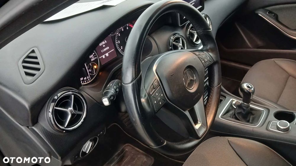 Mercedes-Benz Klasa A 180 Style - 17