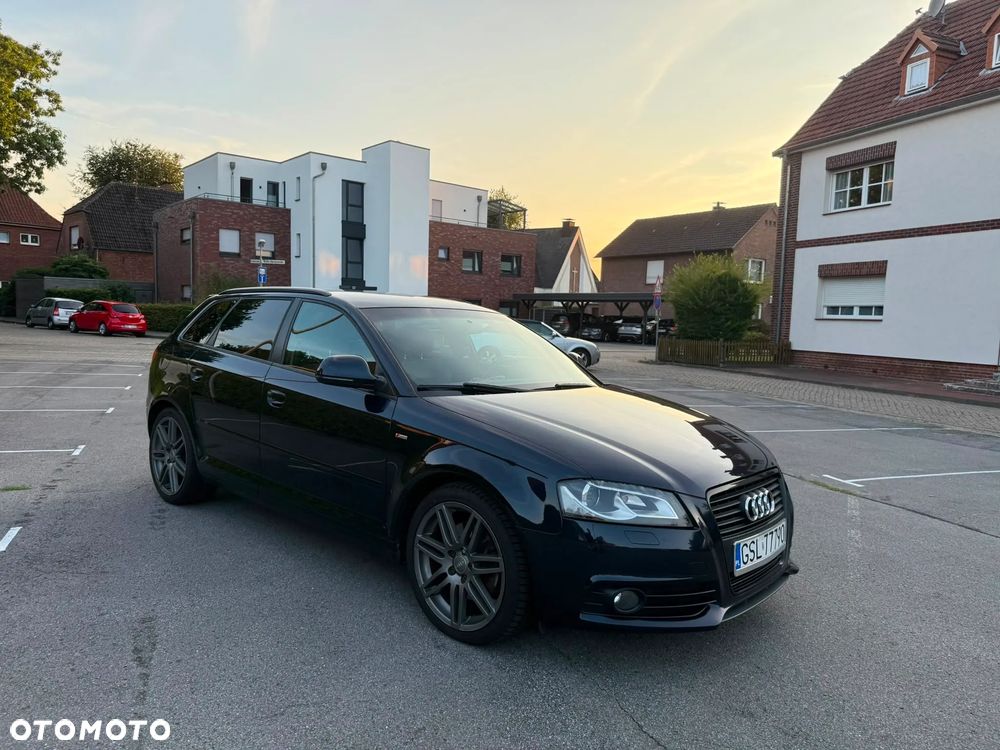 Audi A3 Sportback 2.0 TFSI S line Sportpaket - 2