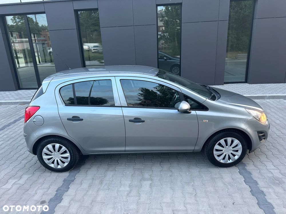 Opel Corsa - 10