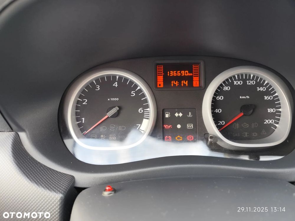 Dacia Duster 1.6 - 10