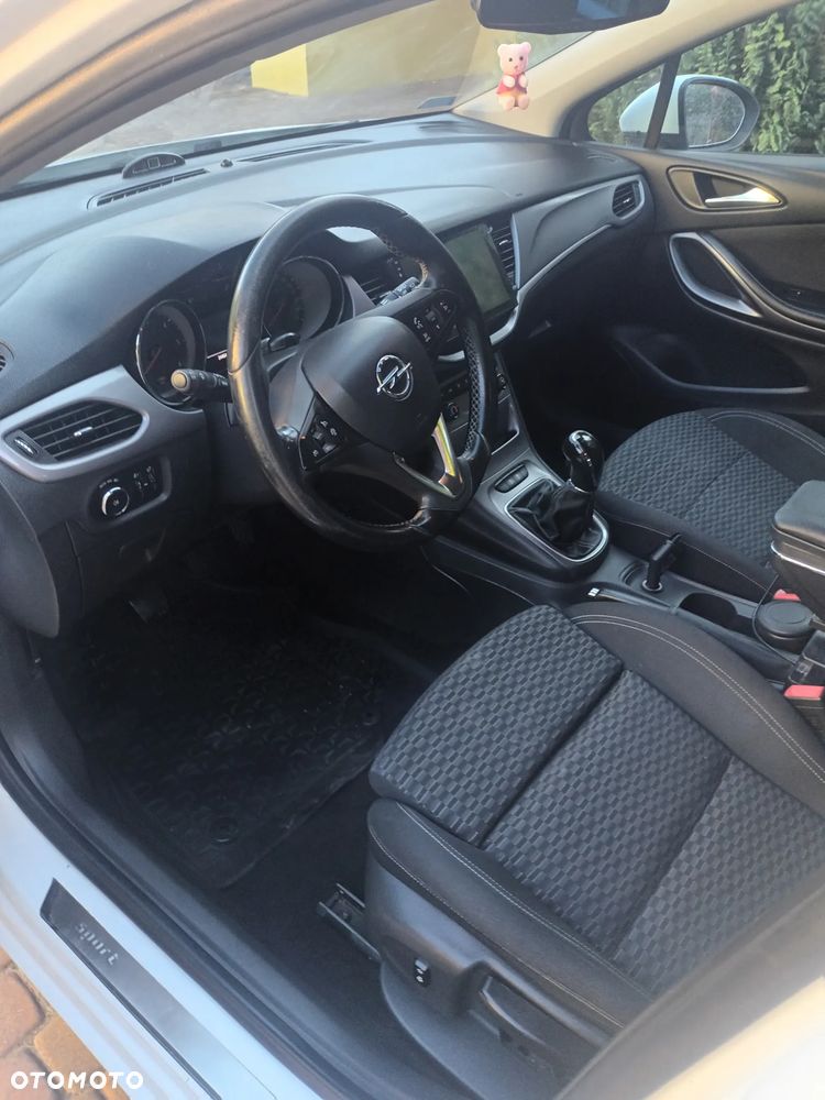 Opel Astra - 14