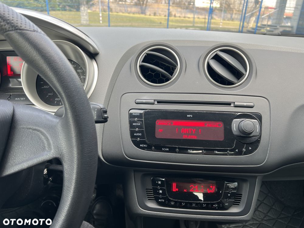 Seat Ibiza 1.4 16V Style - 16