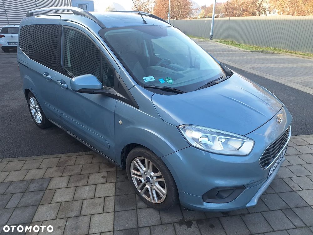 Ford Tourneo Courier 1.0 EcoBoost Trend - 11