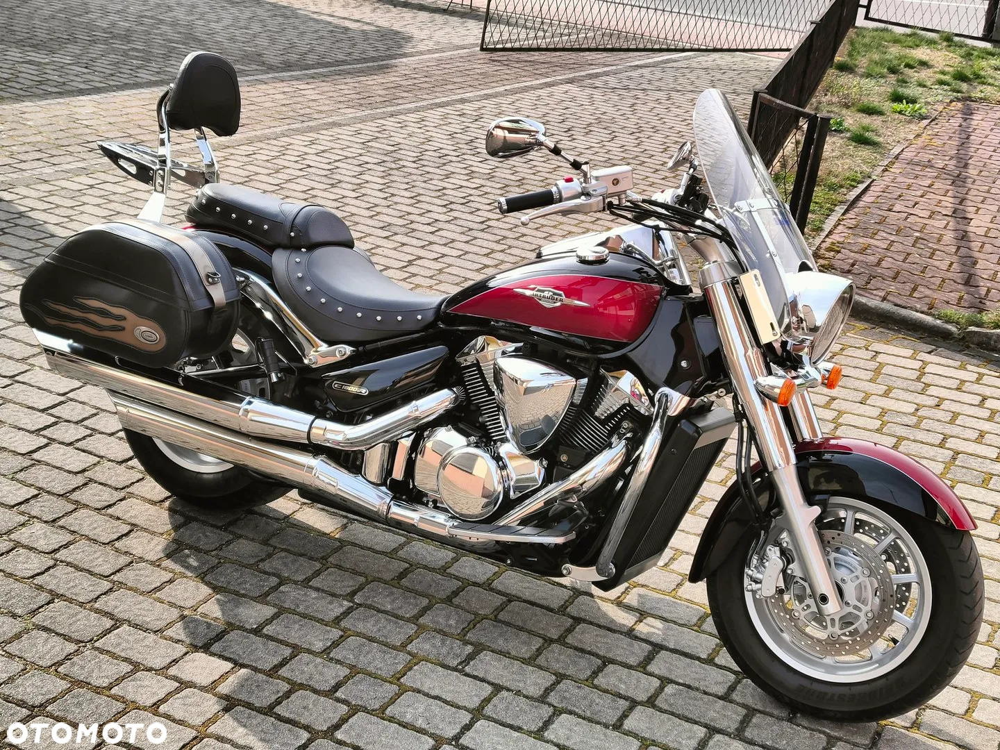 Suzuki Intruder - 9