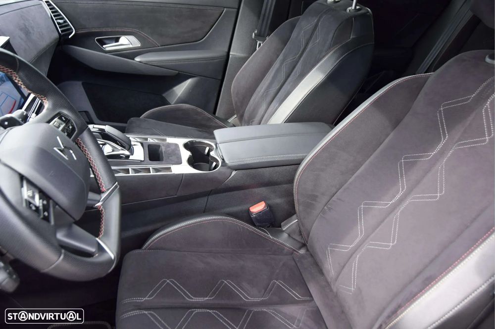 DS DS7 Crossback E-Tense Performance Line EAT8 - 10