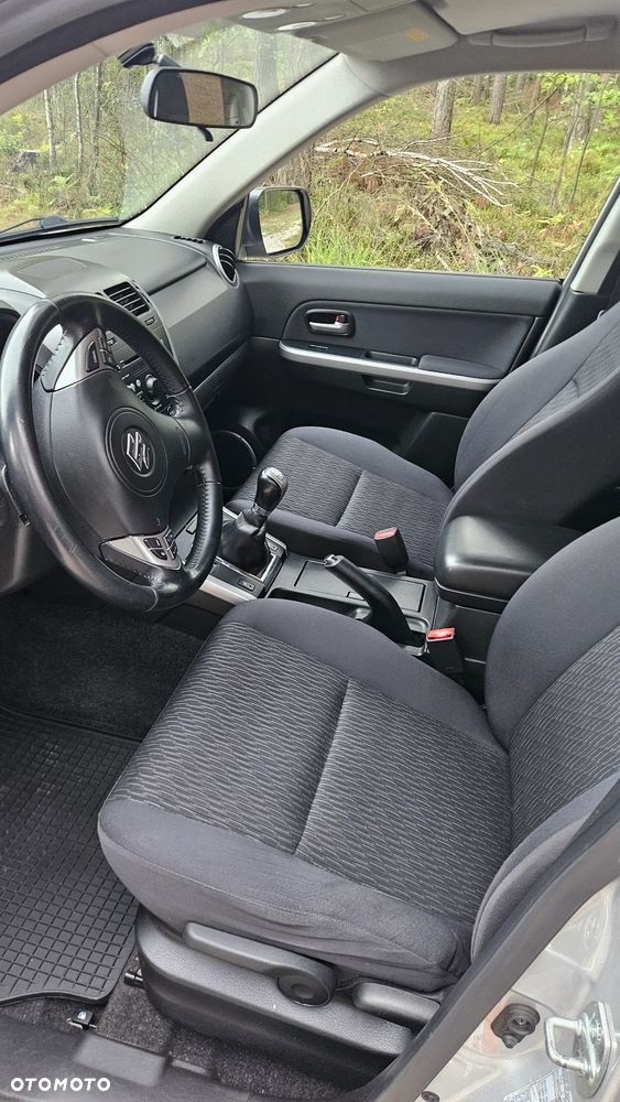 Suzuki Grand Vitara 2.4 Premium EU5 - 20