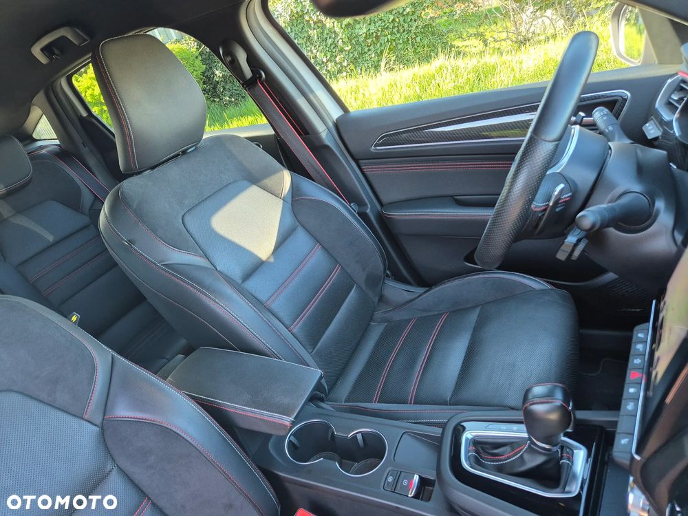 Renault Arkana 1.3 TCe mHEV R.S Line EDC - 22