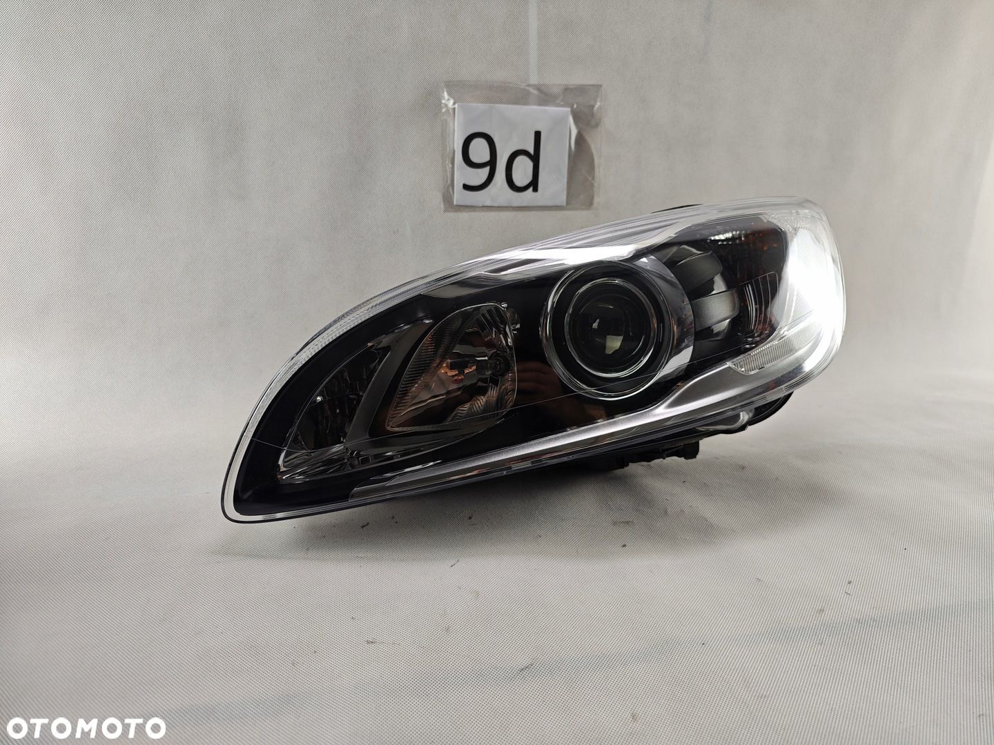 VOLVO V60 S60 XENON LEWY SKRĘTNY LED LAMPA LEWA 31420108 - 1