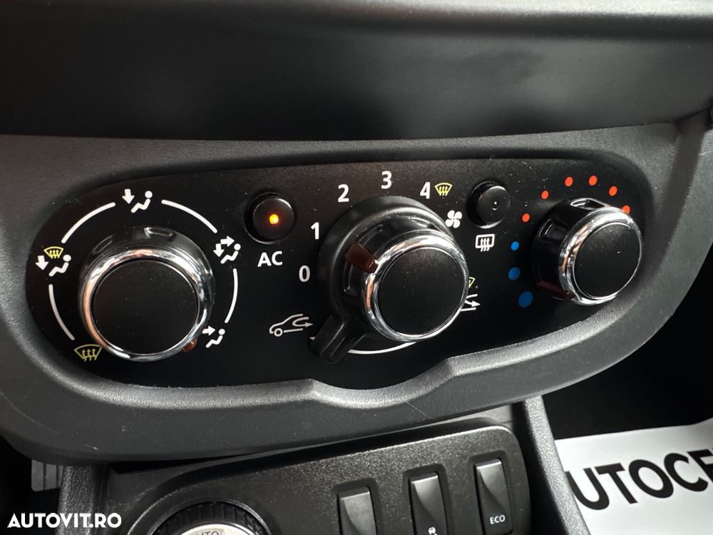 Dacia Duster dCi 110 FAP 4x4 Prestige - 13